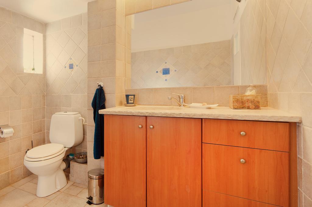 Kfar Saba View Apartment Ruang foto