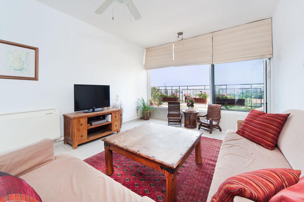 Kfar Saba View Apartment Ruang foto