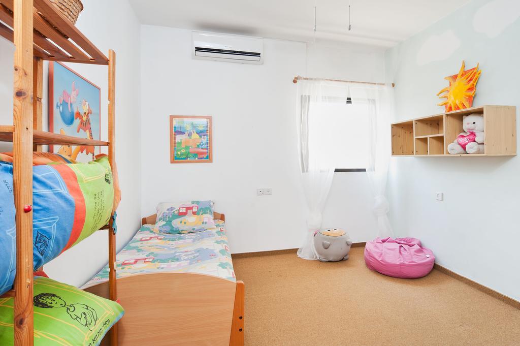 Kfar Saba View Apartment Ruang foto